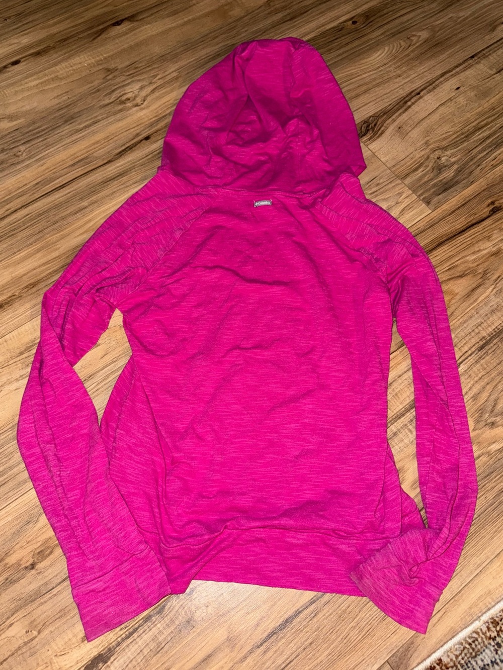 Women’s Columbia Hot Pink Lightweight Hooded Long-Sleeve - Picture 2 of 3